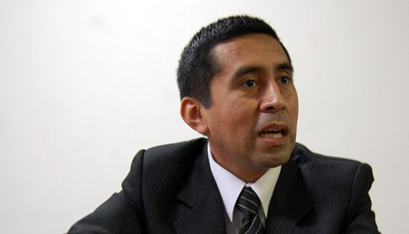 Dr.-Henry-Carhuatocto-Sandoval.
