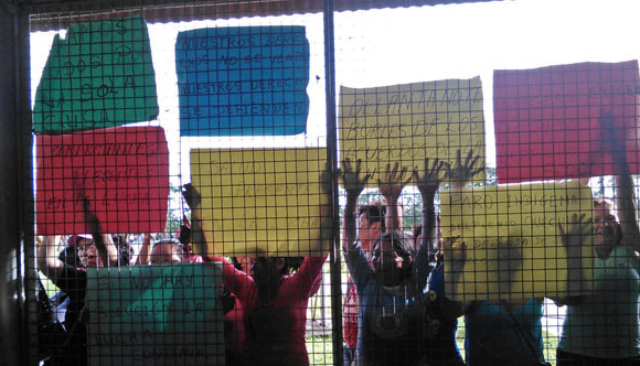 mater protesta w